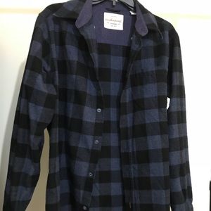 Men’s flannel shirt